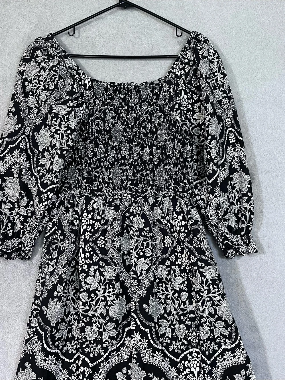 The Pioneer Woman Black White Floral Smocked Midi Dress Milkmaid Boho - Picture 8 of 9